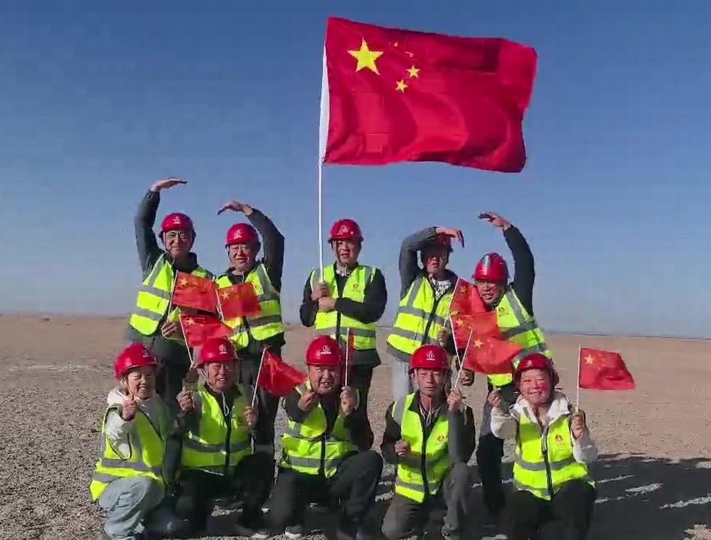 扎根在戈壁深處的陜煤建設(shè)人 扎根在戈壁深處的陜煤建設(shè)人